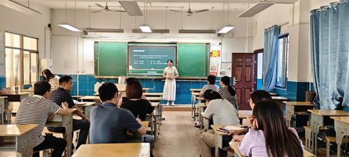 懷寧縣獨(dú)秀初中舉辦基礎(chǔ)教育精品課遴選與成人非學(xué)歷教育培訓(xùn)